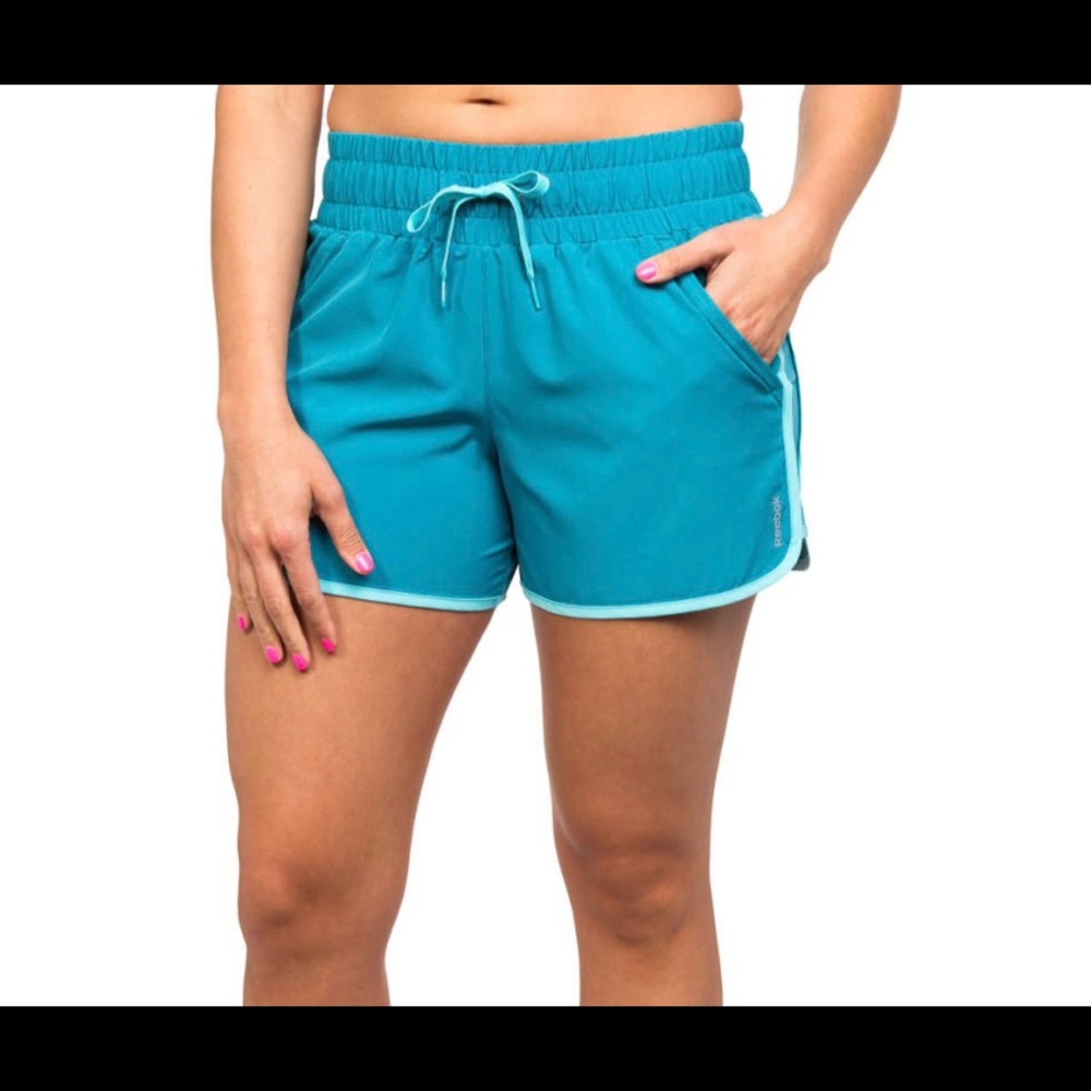 Women’s Reebok shorts - Picture 2 of 4